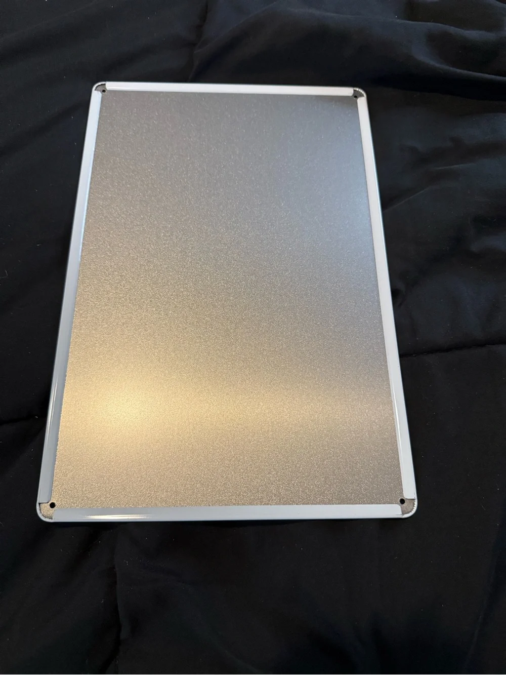 N/A metal sign